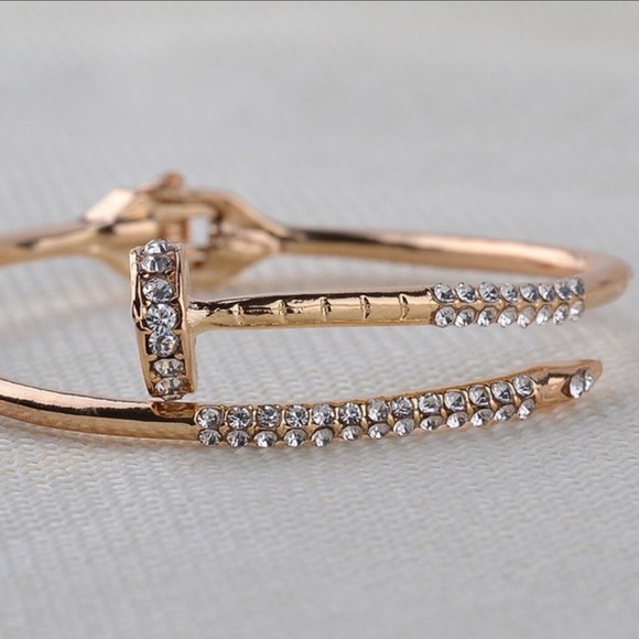 Hot🌶GOLD nail bracelet with rhinestones. Stack’m - Picture 7 of 8